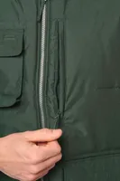 Vestă unisex Designed To Work Quilted Bodywarmer personalizată, pe model