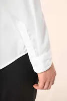 Cămașă damă Kariban Premium Twill personalizată, pe model