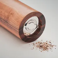 Râșniță piper - lemn de salcam personalizată, vedere lateral