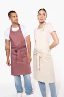 Șorț Kariban Polyester Cotton With Pocket personalizat, pe model
