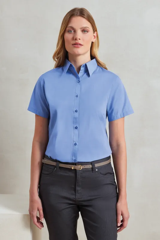 Cămașă damă Premier Short Sleeve Poplin Blouse personalizată, pe model