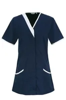 Premier ‘daisy Healthcare Tunic personalizat, pe model
