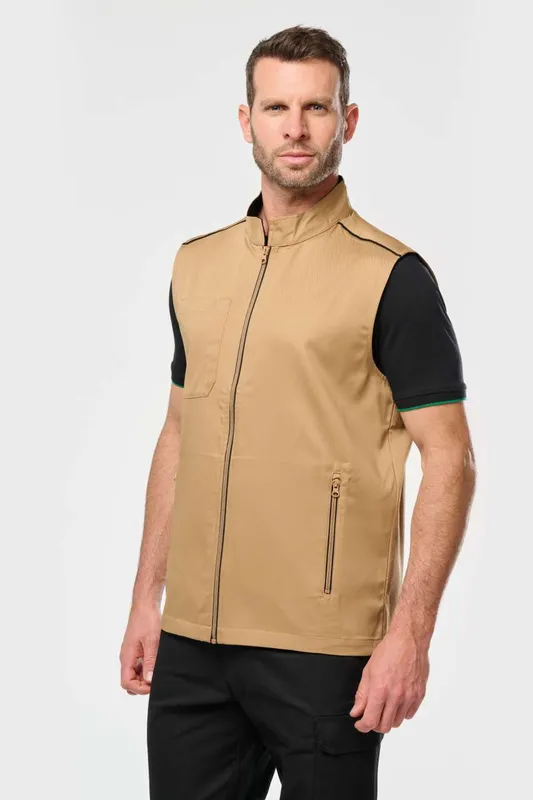 Vestă bărbați Designed To Work Daytoday Gilet personalizată, pe model