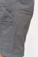 Pantaloni scurți bărbați Designed To Work Multipocket Workwear Bermuda Shorts personalizați, pe model