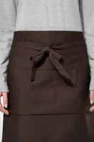 Șorț Kariban Cotton Mid-length personalizat, pe model