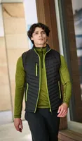 Vestă bărbați Regatta Navigate Hybrid Bodywarmer personalizată, pe model