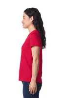 Tricou damă Gildan Softstyle™ Midweight personalizat, pe model