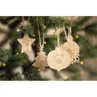 Set de ornamente din lemn personalizat, vedere detaliu