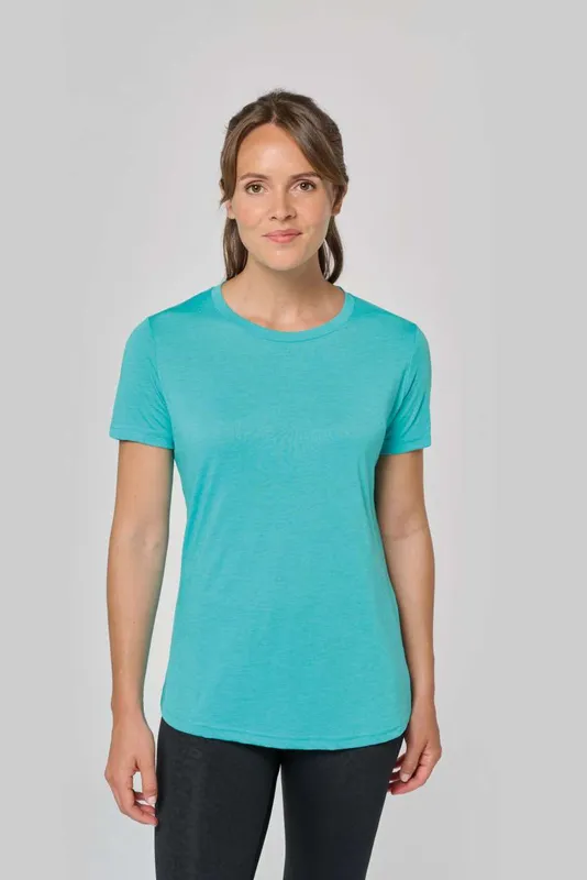 Tricou damă Proact Triblend Round Neck Sports personalizat, pe model