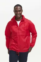 Jachetă unisex SOL'S Surf Water Repellent Windbreaker personalizată, pe model