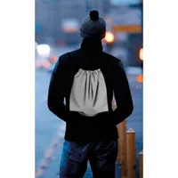 Sac cu cordon reflectorizant personalizat, în context