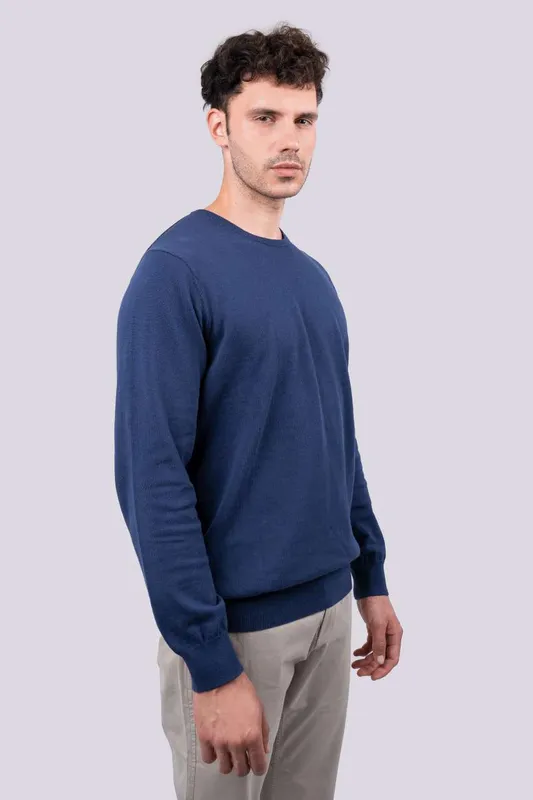 Bluză bărbați Legend Classics Crew Neck Fine Gauge Cotton Pullover personalizată, pe model