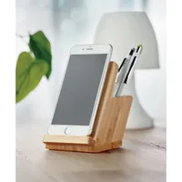 Penar cu încărcător wireless personalizat, în context