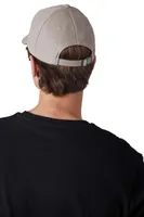 Șapcă K-UP With Contrasting Sandwich Peak 6 Panels personalizată, pe model